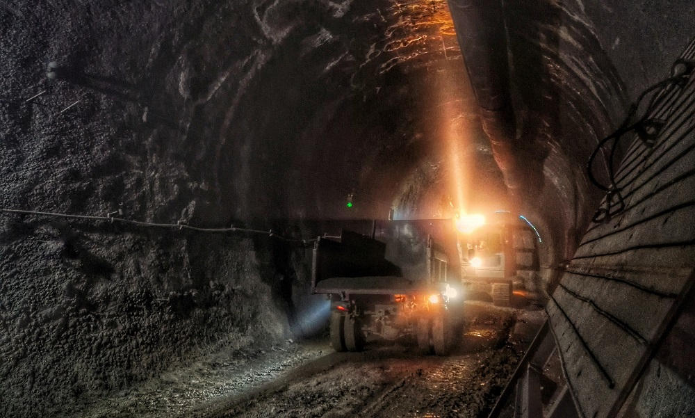 RST Branches Out to Specialize in Dust Control Technology for Tunnels and Underground Mines